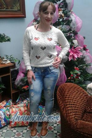 154446 - Angela Age: 45 - Colombia