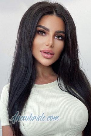 154994 - Elena Age: 33 - Russia