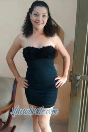 157152 - Akira Age: 49 - Colombia