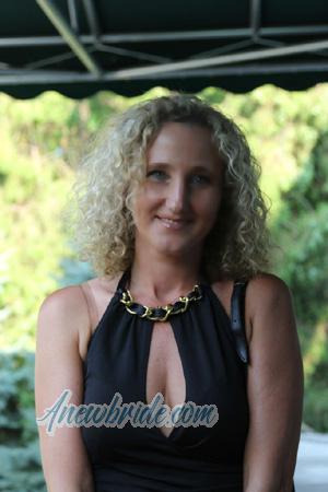 157456 - Elena Age: 53 - Ukraine