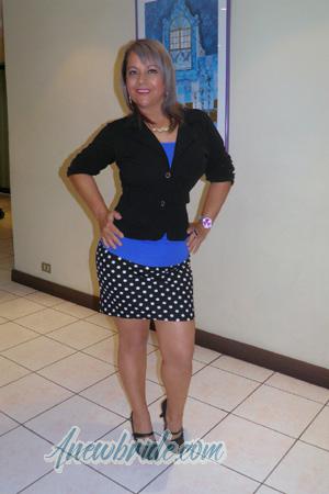 164765 - Magaly Age: 51 - Costa Rica