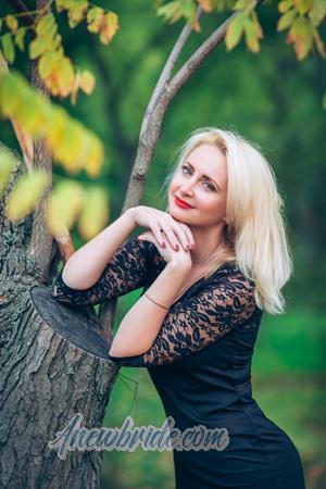 169090 - Elena Age: 45 - Ukraine