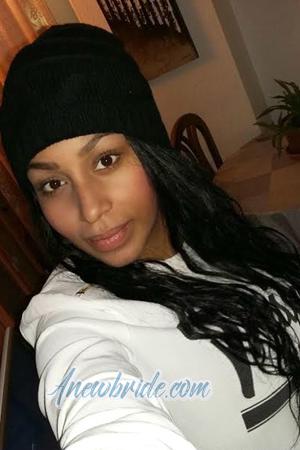 171088 - Amy Age: 28 - Spain