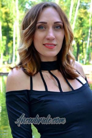 174327 - Juliia Age: 32 - Ukraine