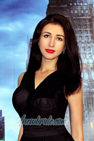 176326 - Anastasiya Age: 37 - Ukraine