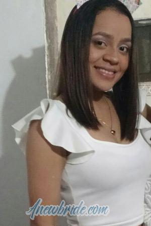 176557 - Ana Age: 30 - Colombia