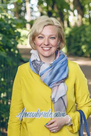 179290 - Ksenia Age: 43 - Russia