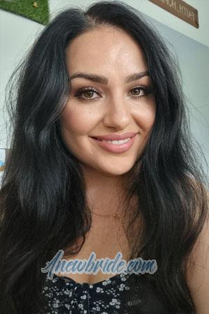 185851 - Nune Age: 36 - Ukraine