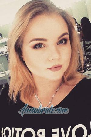 186982 - Anastasia Age: 28 - Ukraine