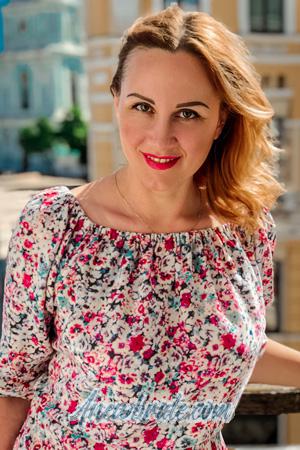 195433 - Yana Age: 47 - Ukraine