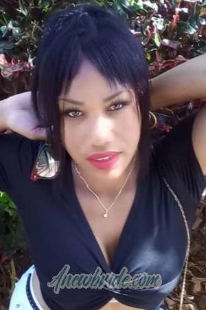 196170 - Dianeysi Age: 30 - Cuba