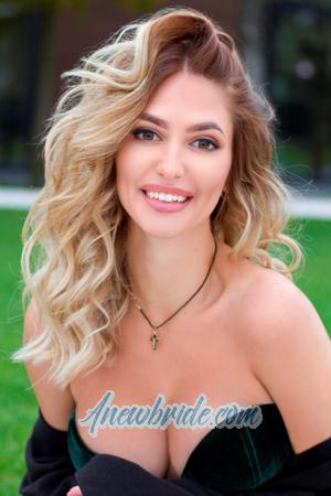 198615 - Anastasiya Age: 34 - Ukraine