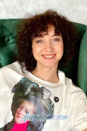 199720 - Irina Age: 42 - Ukraine