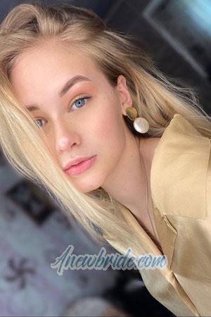 199808 - Polina Age: 18 - Belarus