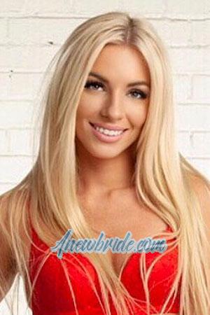 199958 - Elena Age: 31 - Russia