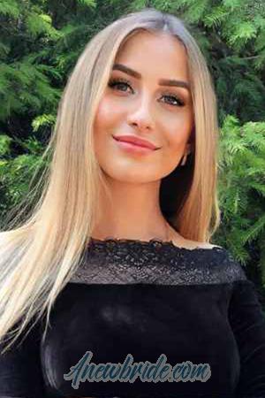 200117 - Eugenia Age: 23 - Ukraine