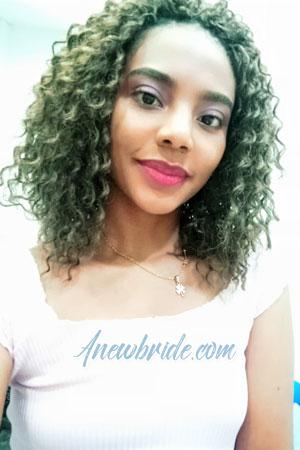 200171 - Katerine Age: 24 - Colombia