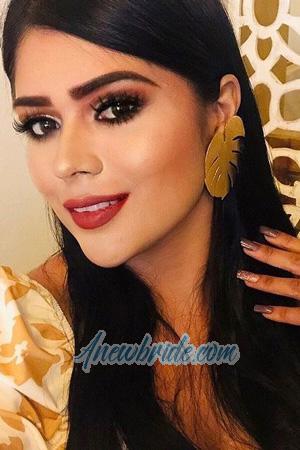 200422 - Mary Age: 27 - Colombia