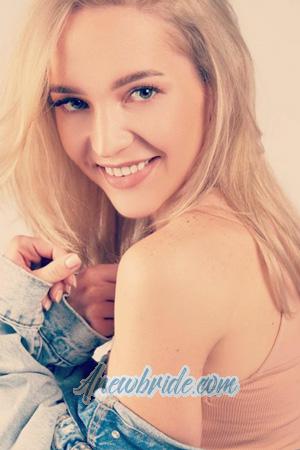 200927 - Karina Age: 28 - Russia