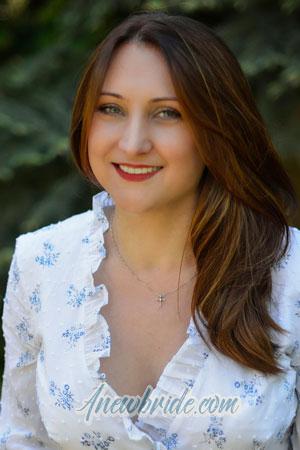 202495 - Valentina Age: 44 - Ukraine