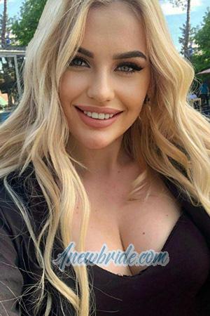 203472 - Alexandra Age: 22 - Ukraine