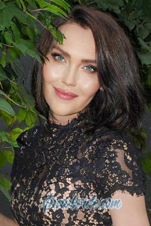 203643 - Oksana Age: 49 - Ukraine