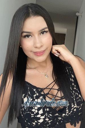 203654 - Juliana Age: 18 - Colombia