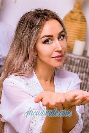 204135 - Natalya Age: 35 - Russia