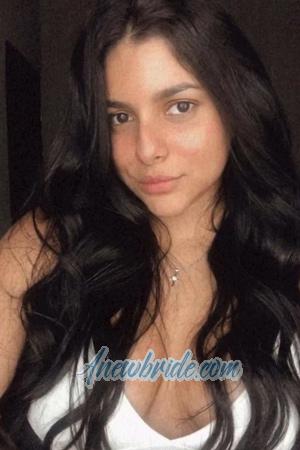 204164 - Laura Age: 24 - Colombia