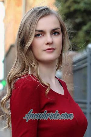 204302 - Lubov Age: 26 - Belarus