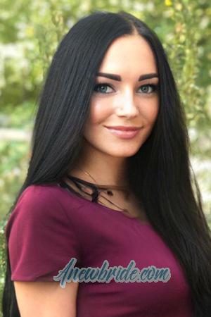 204318 - Irina Age: 30 - Ukraine