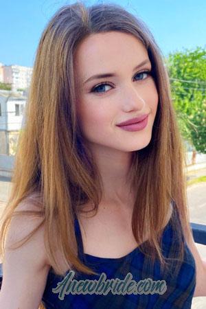 204336 - Alina Age: 22 - Ukraine