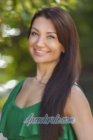 204485 - Elena Age: 42 - Ukraine