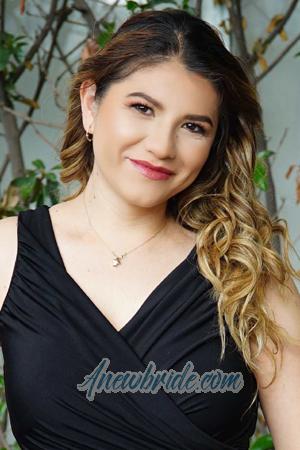 204743 - Beatriz Age: 35 - Mexico