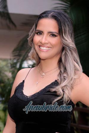 204749 - Wendy Age: 41 - Mexico