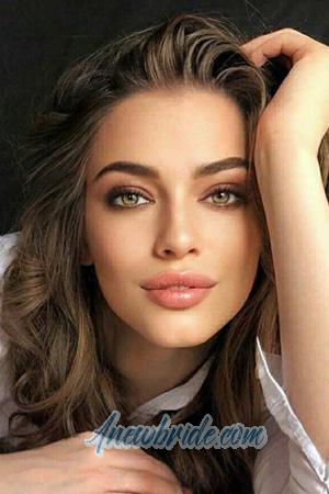 204851 - Angelina Age: 31 - Russia