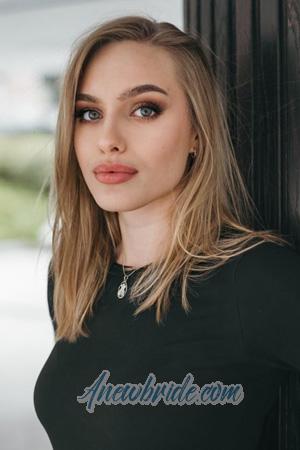 204881 - Anastasia Age: 24 - Russia