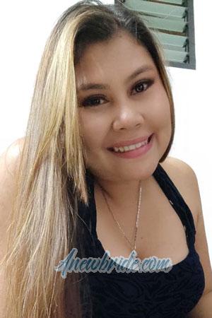 205244 - Daniela Age: 25 - Colombia