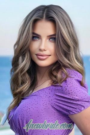 205507 - Darina Age: 32 - Ukraine