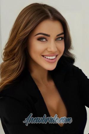 205513 - Diana Age: 30 - Ukraine