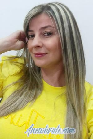 205743 - Lina Age: 40 - Colombia