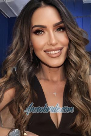 205889 - Elena Age: 41 - Russia