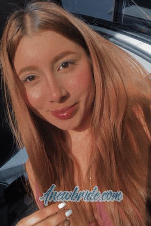 205907 - Stefany Age: 21 - Colombia