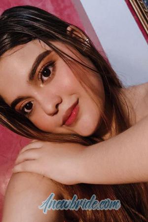 205917 - Sharom Age: 20 - Colombia