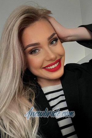 206004 - Snezhana Age: 21 - Belarus