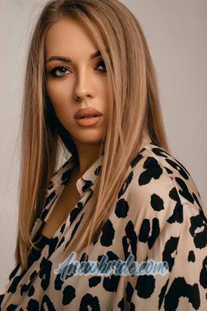 206074 - Olga Age: 26 - Ukraine