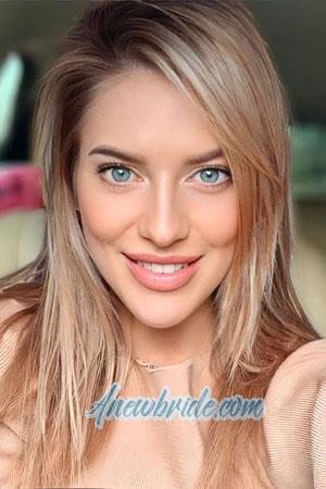 206202 - Ruslana Age: 34 - Ukraine