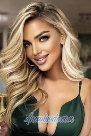 206432 - Ekaterina Age: 34 - Russia