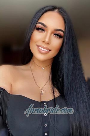 207121 - Tatyana Age: 23 - Russia