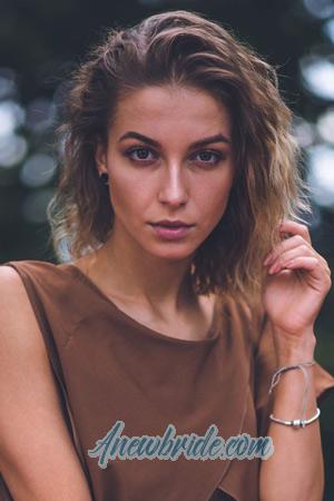 207573 - Elena Age: 24 - Ukraine